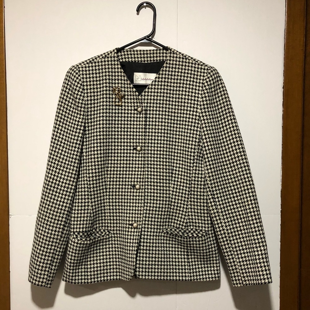 Houndstooth blazer with‎ pearl buttons Sz L
